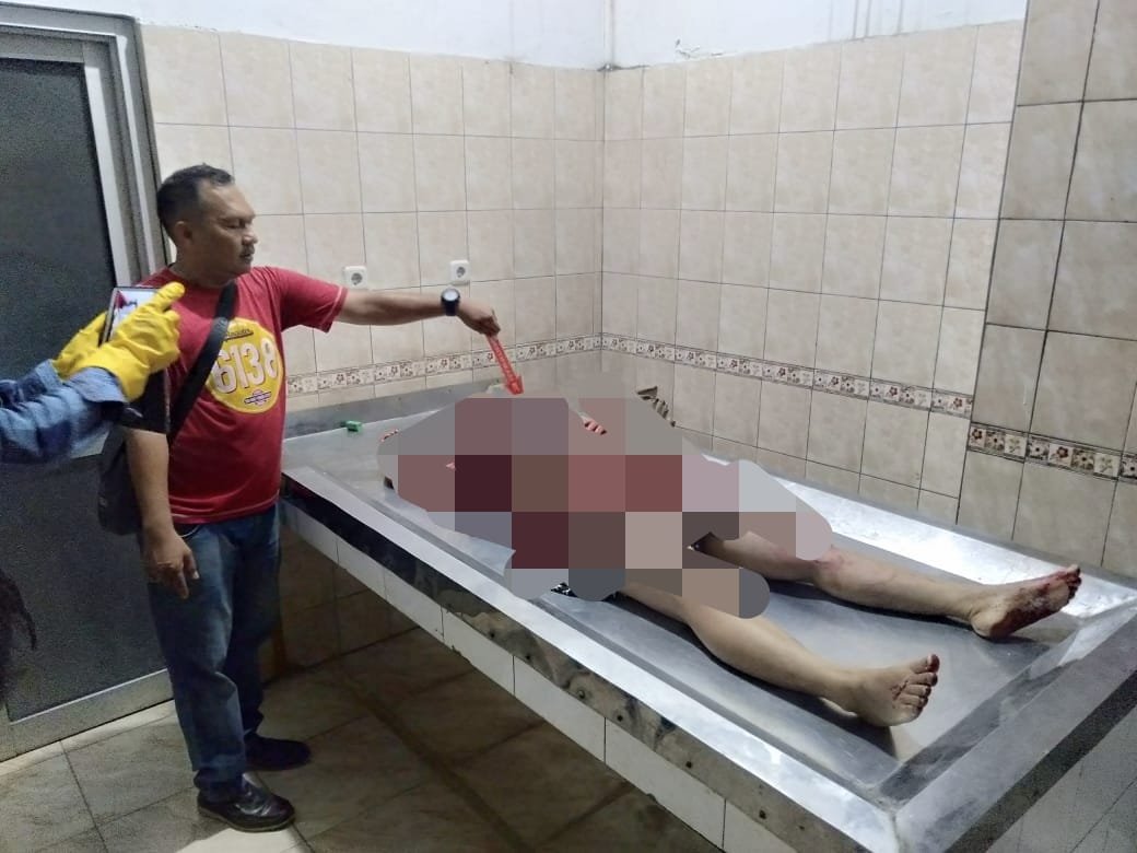 Sadis! Ibu Tewas Dibacok, Dua Anak Kritis