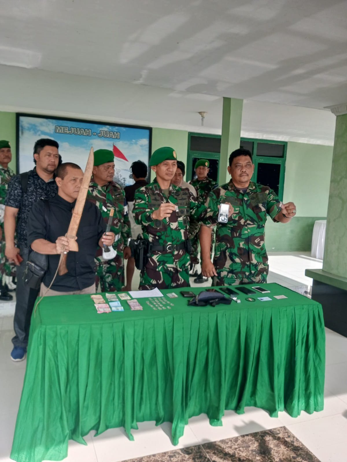 Tim Intel Kodim 0205/TK Bekuk Bandar Narkoba di Kecamatan Mardinding