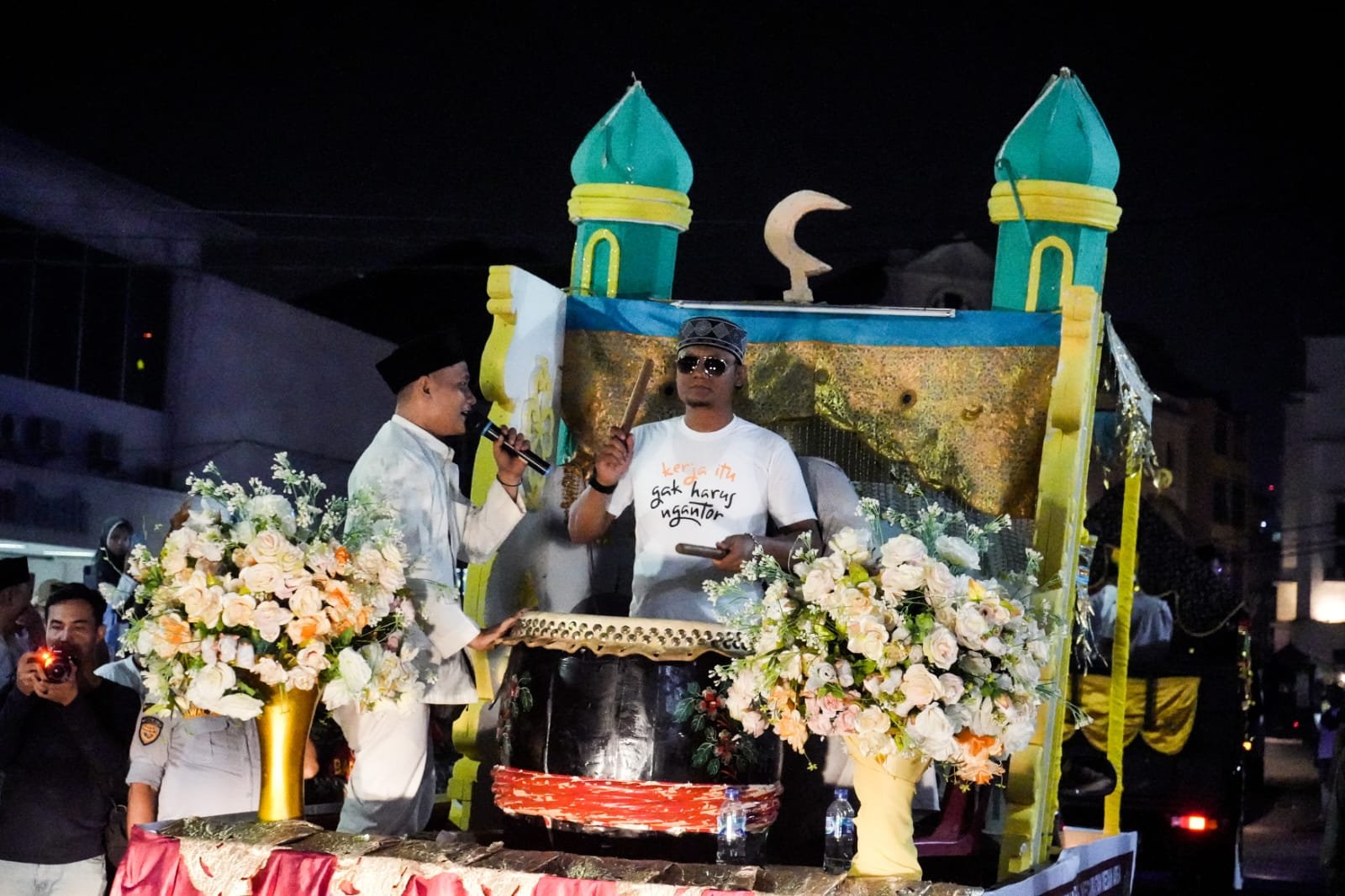 Pawai Kendaraan Hias dan Takbiran Idulfitri 1444 H Semarak, Warga Padati Seputaran Lapangan Merdeka