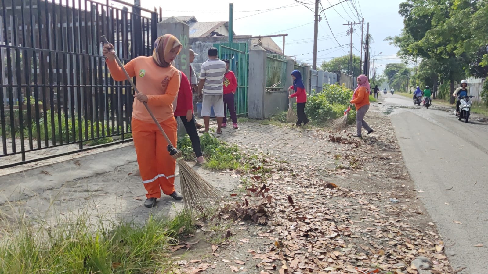 Jajaran Kecamatan Medan Sunggal Gelar Gotong Royong Bersama Wujudkan Medan Bersih