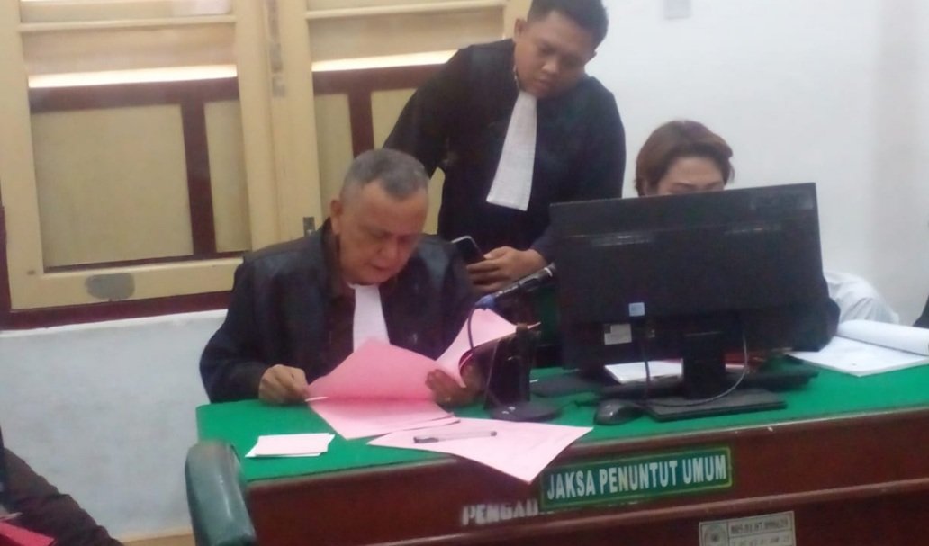 2 Kurir 100 Butir Ekstasi Dituntut 9,5 Tahun Bui