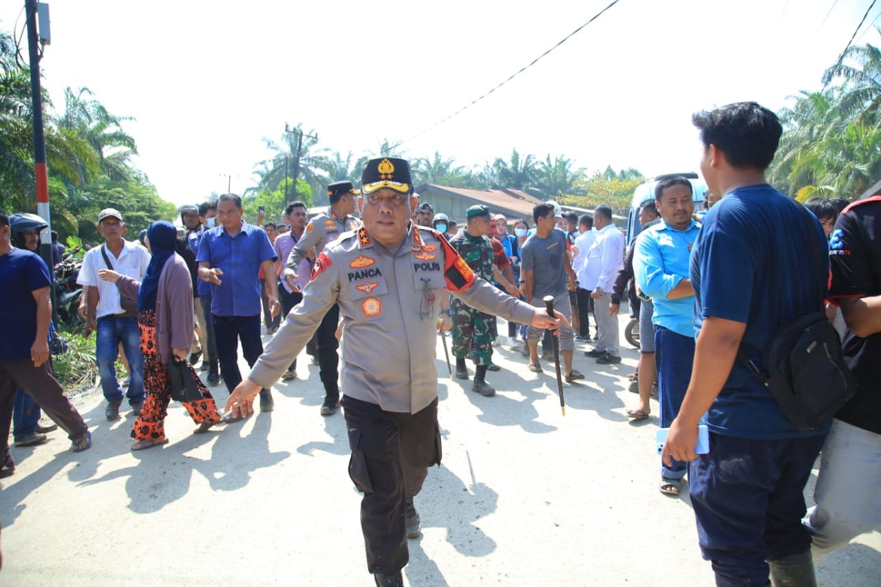 Kapolda Sumut Dampingi Presiden Kunker ke Labura