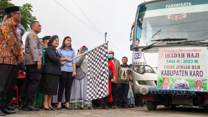 Bupati Karo Lepas Keberangkatan Calon Jemaah Haji