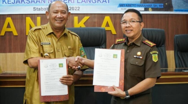 Kejaksaan Negeri Langkat Berhasil Memulihkan Keuangan Negara 5.7 Milyar Temuan BPK RI 2017-2018