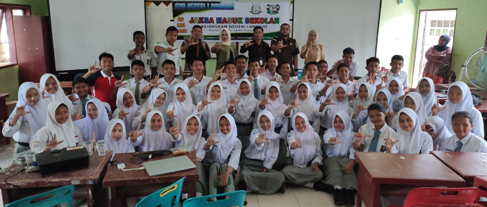 Kejaksaan Negeri Langkat Laksanakan Program Jaksa Masuk Sekolah