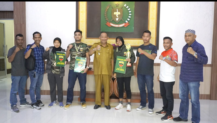 3 Atlet Tinju Berprestasi Mendapat Atensi Plt Bupati Langkat