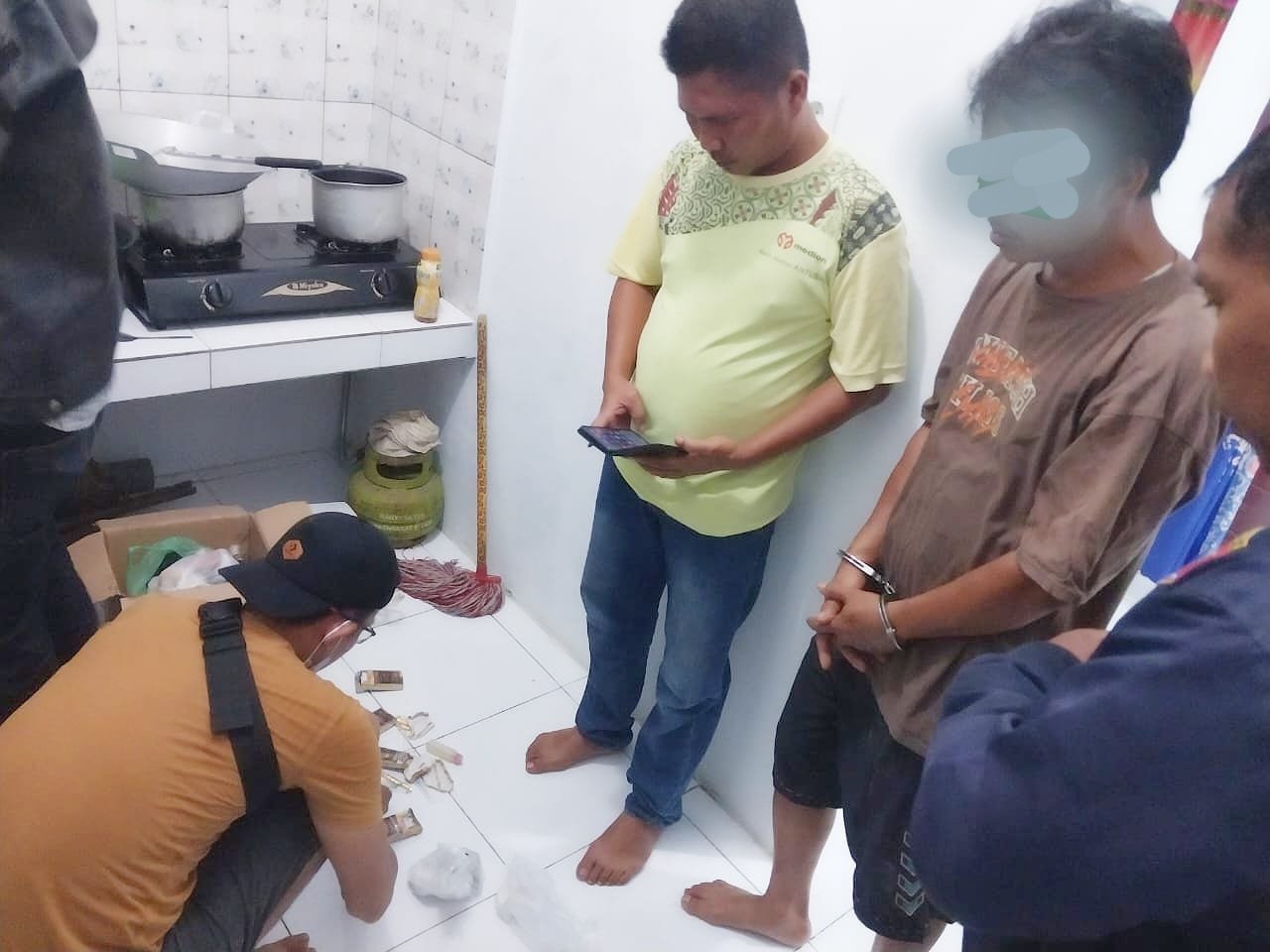 Nyambi Jual Sabu, Karyawan BUMN Tak Berkutik Disergap Reskrim Polsek Padang Tualang