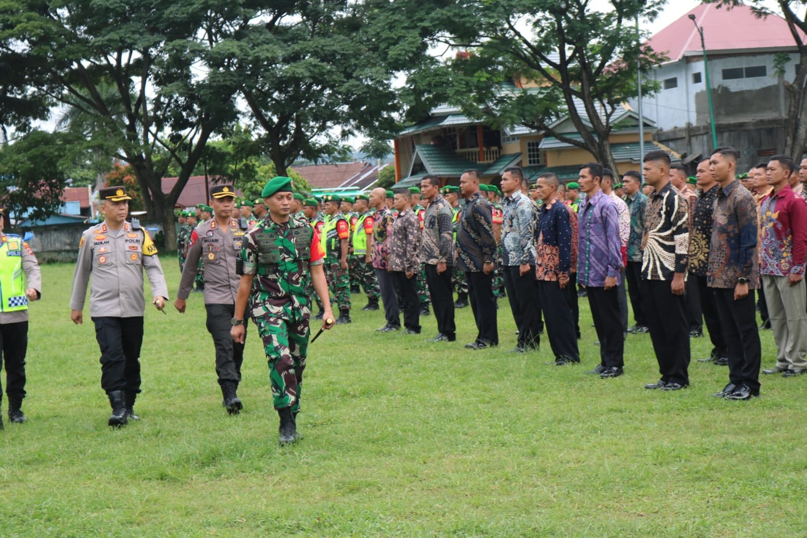 Dandim 0309/Solok Pimpin Apel Gelar Pasukan Pam VVIP Kunjungan Kerja RI 4