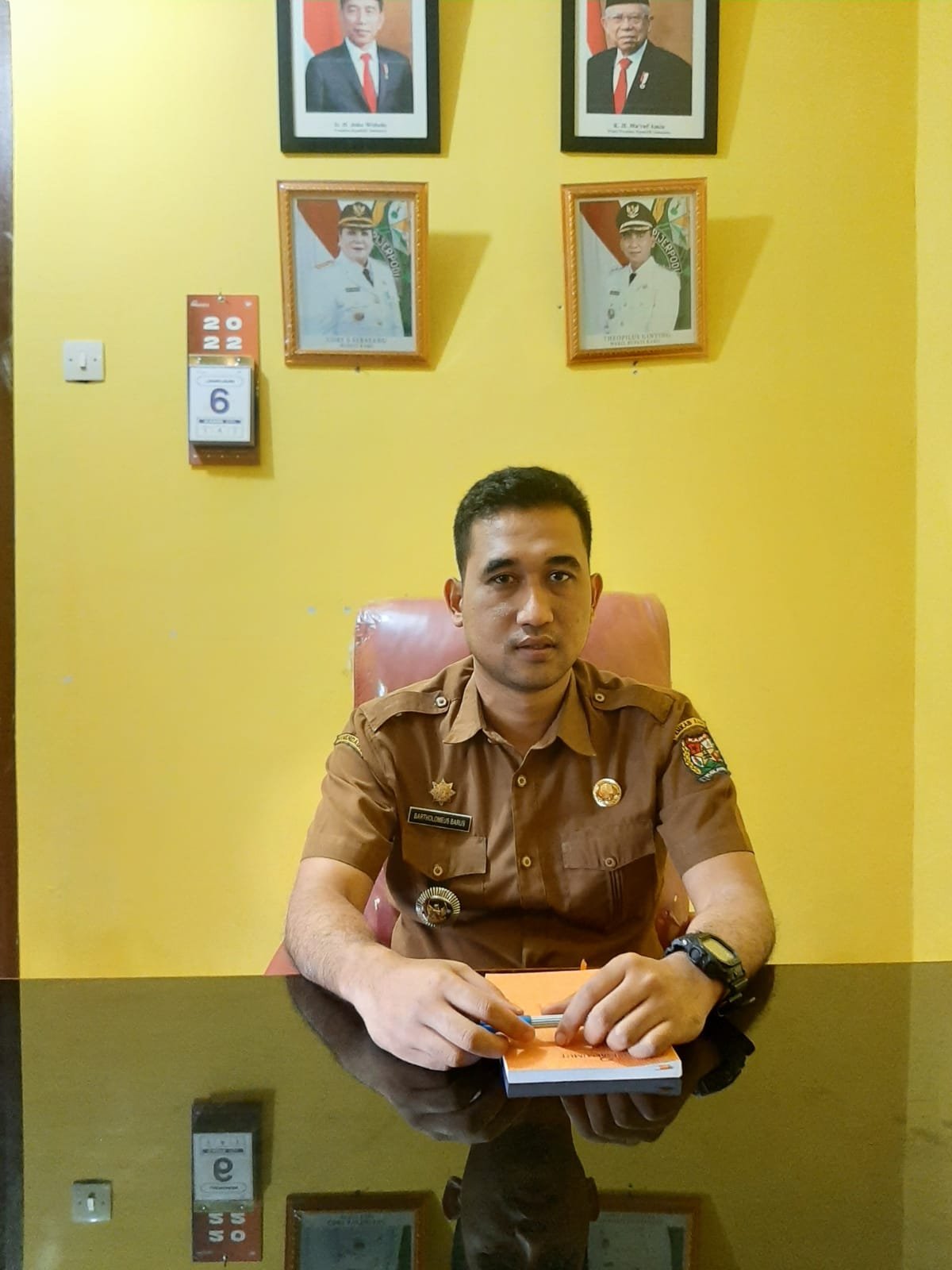 Menyikapi Sikap Arogan Kades Negeri Tongging Yang Tidak Bersahabat Dengan Wartawan, Ini Kata Camat Merek