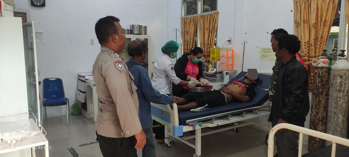 Polsek Simanindo Larikan Seorang Lelaki ke Puskesmas yang Coba Bunuh Diri