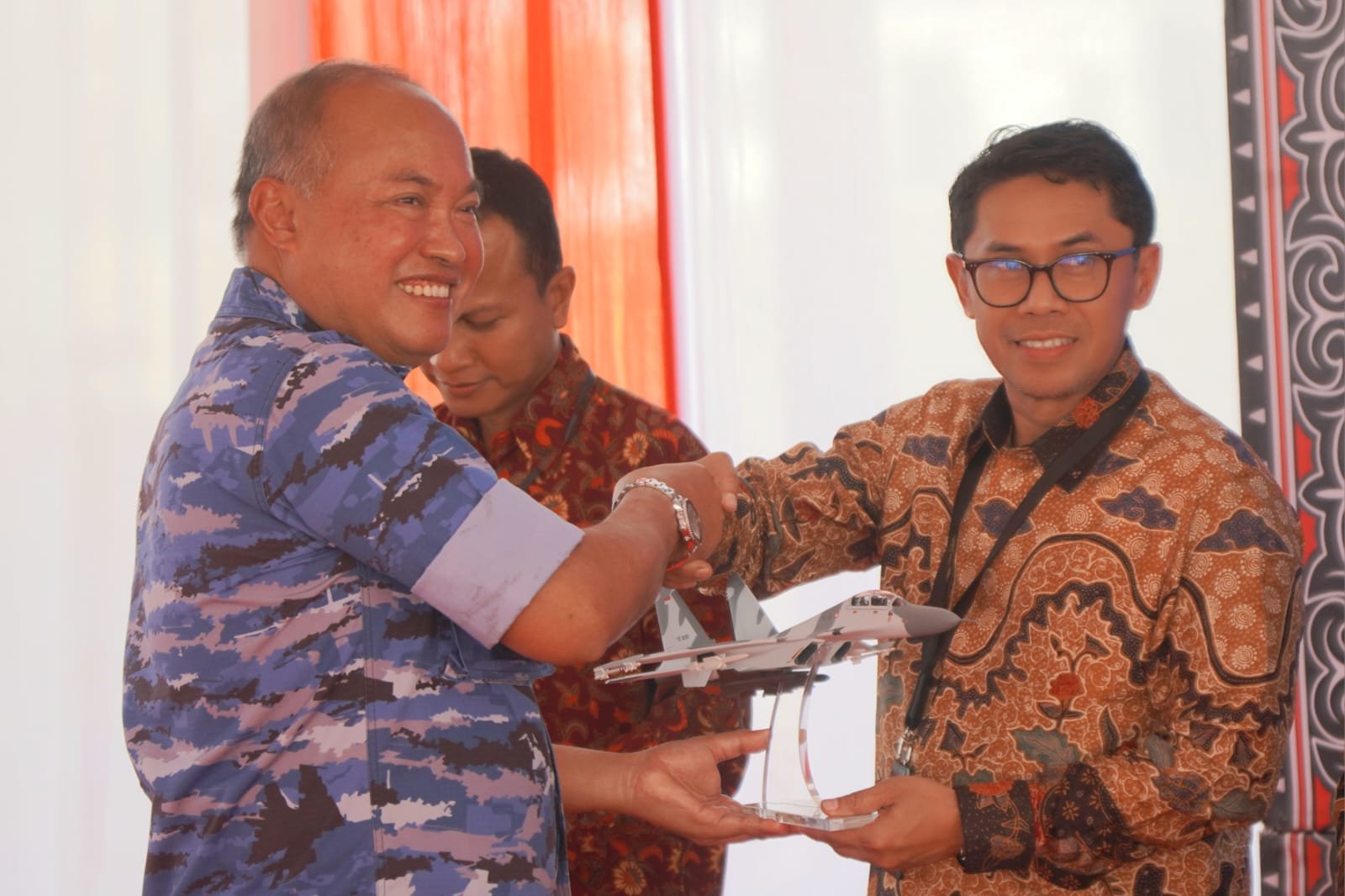 Sambut Hari Bakti TNI ke-77, BRI Regional Office Medan Serahkan CSR