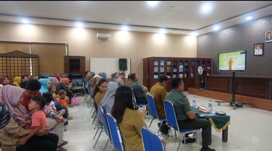 Dandim 0201/Medan Ikuti Vidcon Peresmian Penggunaan Fasilitas Air Bersih dan Pencanangan Percepatan Penurunan Stunting.
