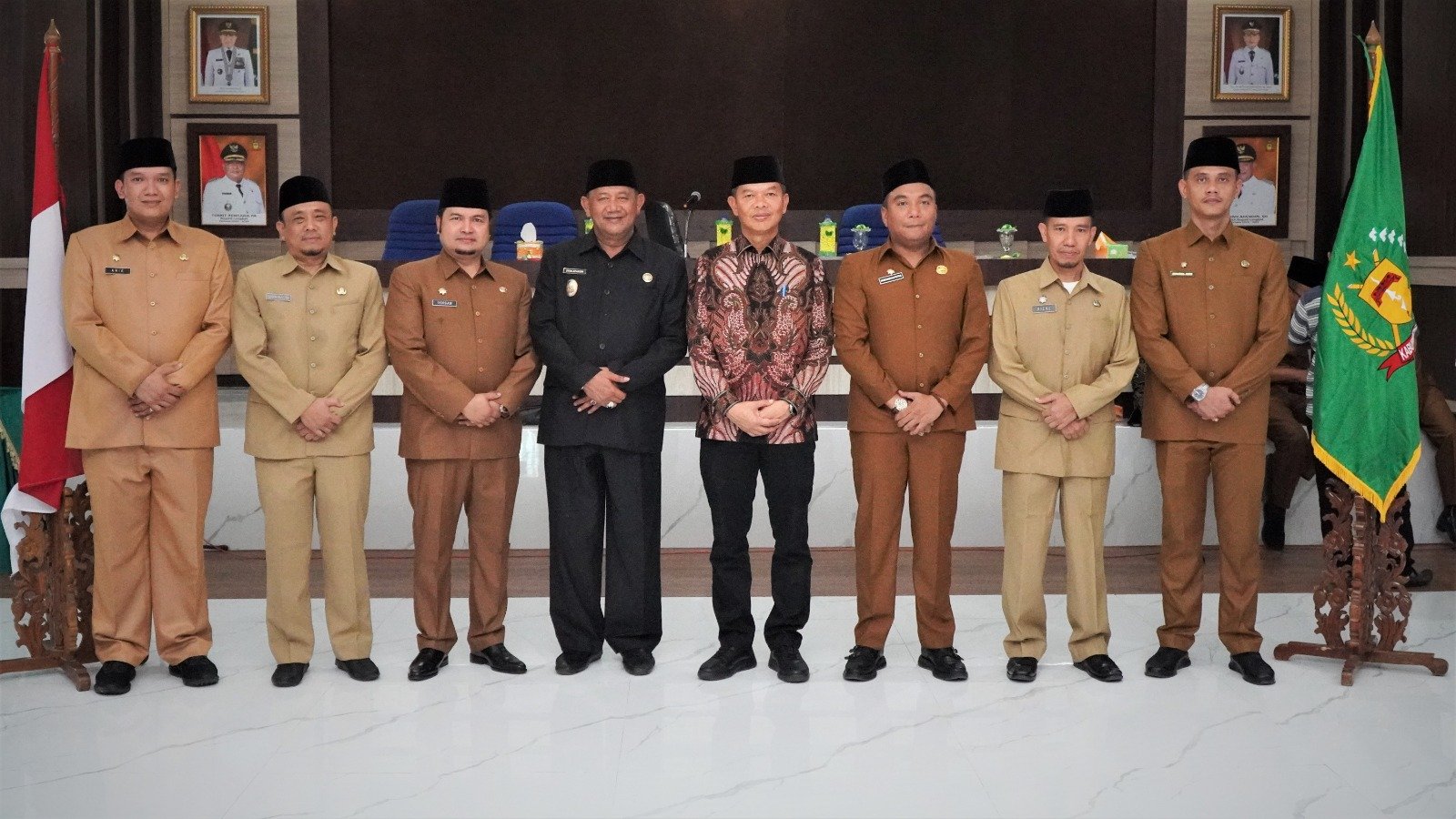 Syah Afandin Lantik 6 Pejabat Eselon II dan 5 Pejabat Fungsional.