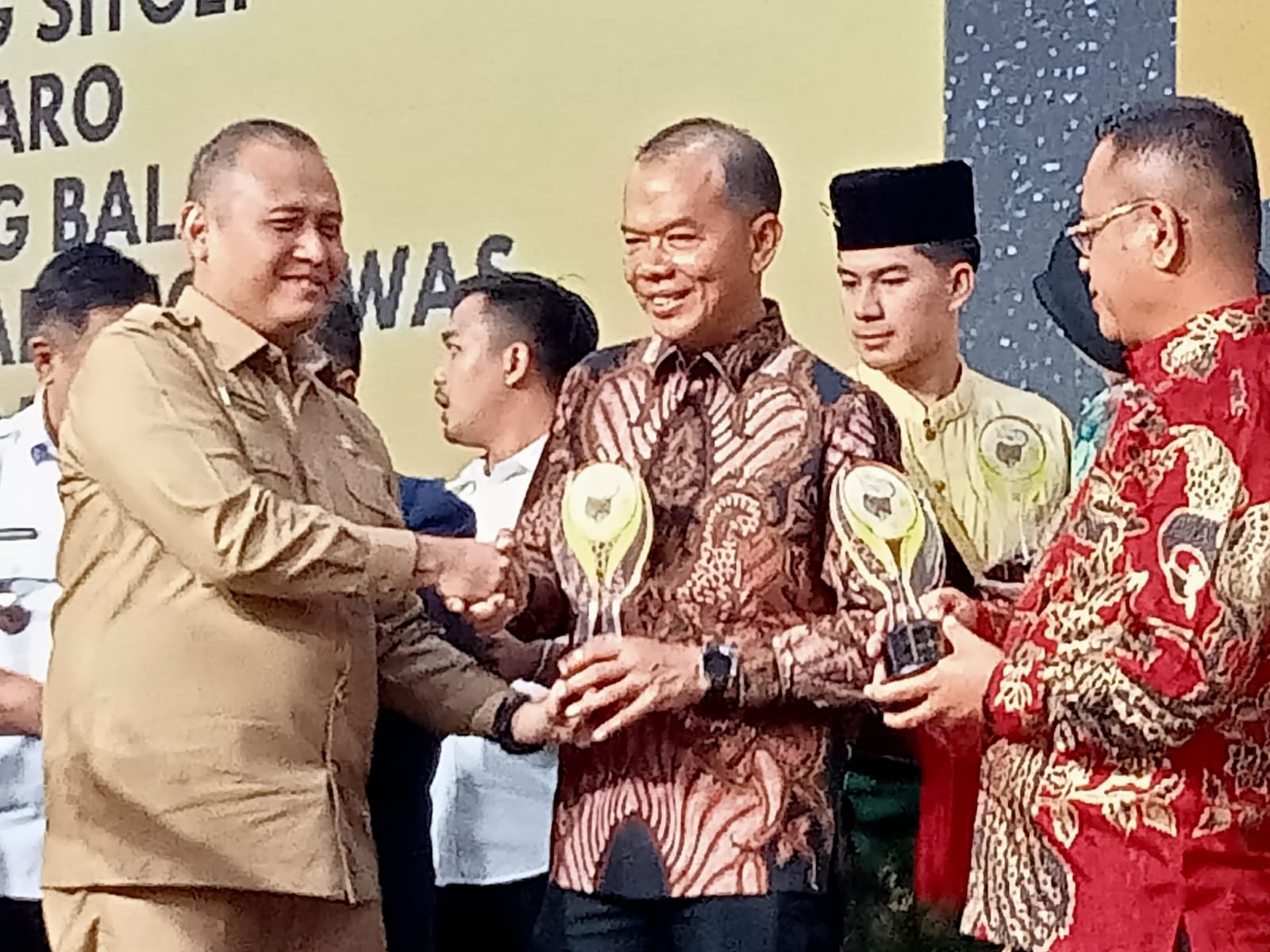 Langkat Dianugerahi “Kabupaten Informatif” Oleh Komisi Informasi Sumut