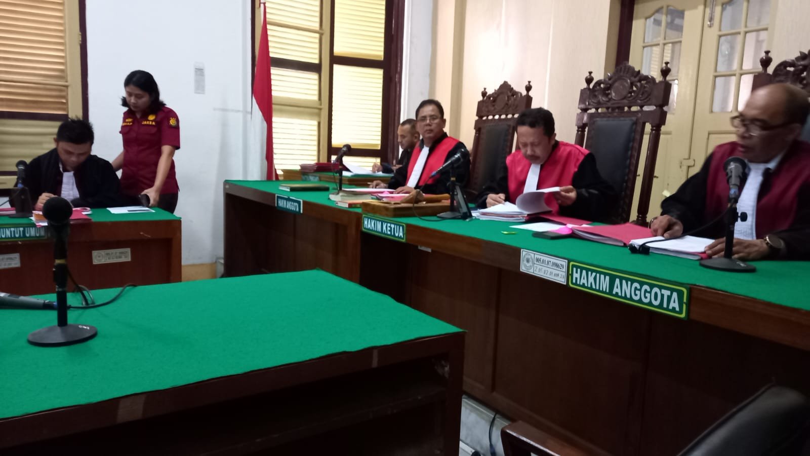 Divonis 5 Tahun Bui, Terdakwa Perampokan: Gak Bisa 10 Tahun Pak Hakim?