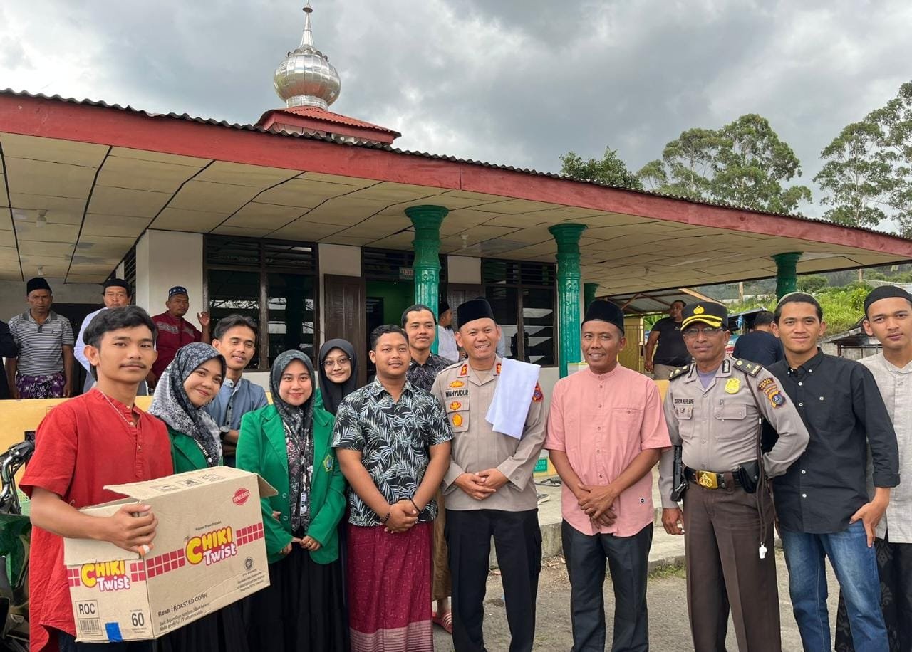Kapolres Tanah Karo Jumat Curhat di Mesjid AT – Taqwa