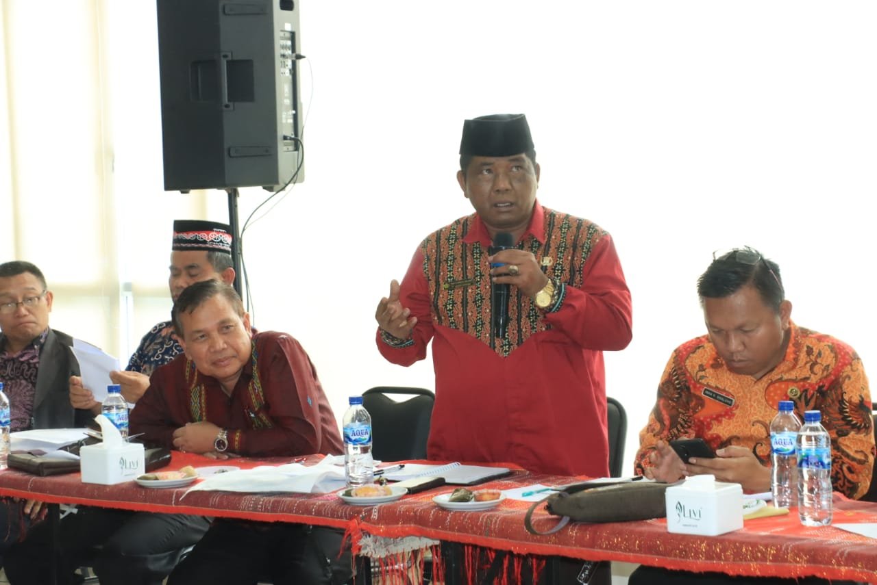 Pj. Sekda Samosir Rapat Penguatan Kerjasama Stakeholder dan Mitra Kerja untuk Penurunan Stunting