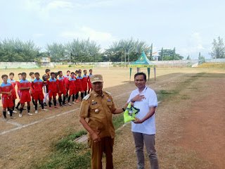 Peduli Pendidikan Lingkungan Sekitar, PAG Bantu Seragam Olahraga Siswa SMAN 7 Lhokseumawe