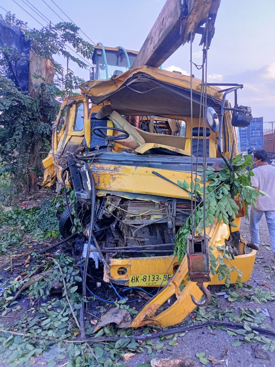 Tabrak Sepeda Motor Lalu Seruduk Pohon, Warga Sunggal Tewas di Tanjung Morawa