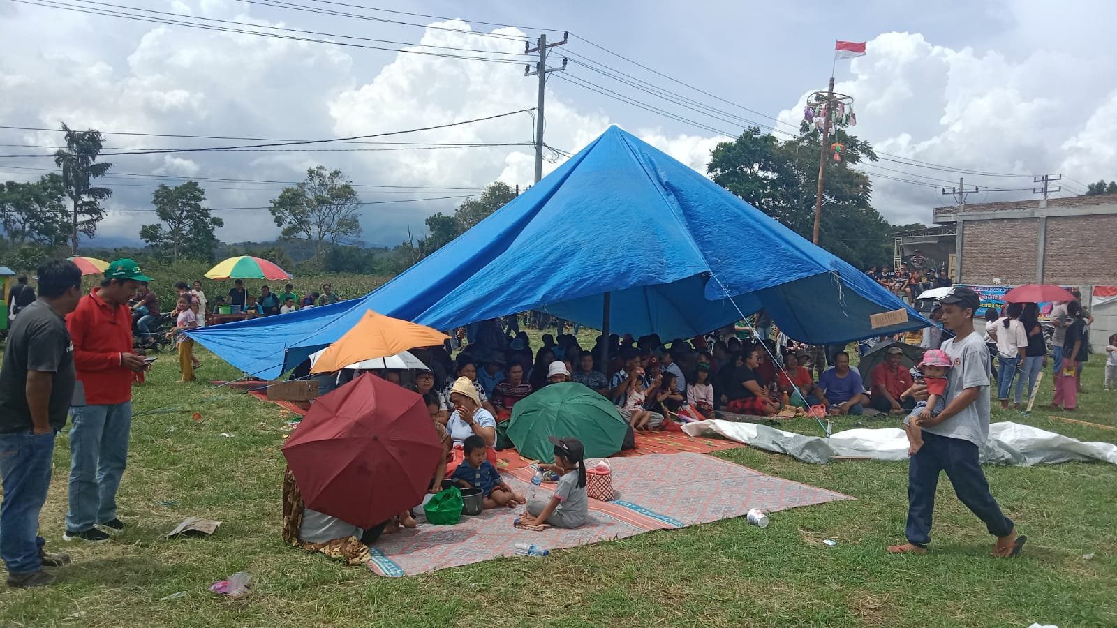 Peringati HUT Ke-78 RI, Warga Desa Kacaribu Menggelar Perlombaan Tradisional