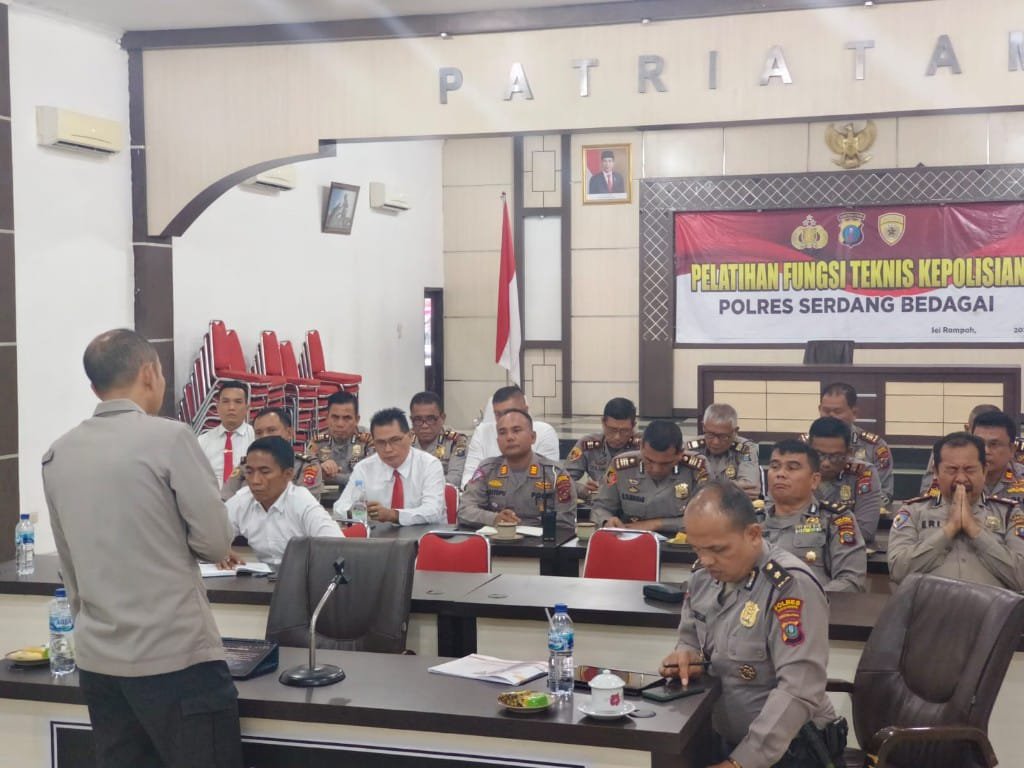 Beri Arahan Kepada PJU dan Satgas TPPO, Kapolres Sergai: Stop dan Tindak Tegas Pelaku Perdagangan Orang