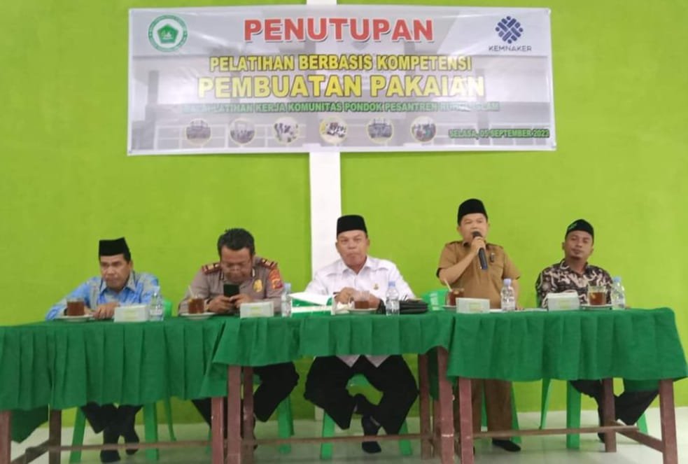 Disnaker Palas Dorong Semangat Kerja Komunitas Ponpes Ruhul Islam
