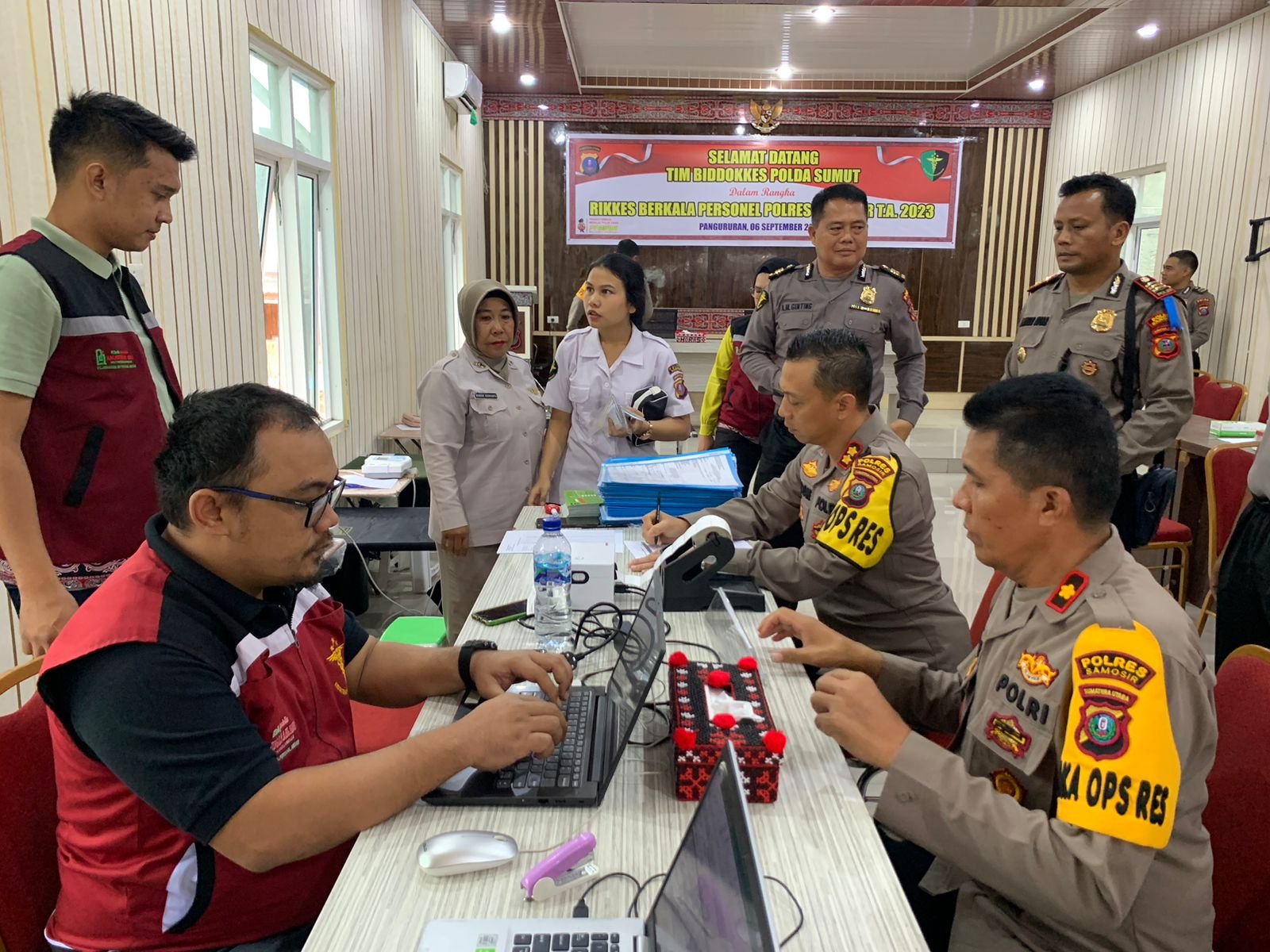 Polres Samosir Periksa Kesehatan Secara Berkala