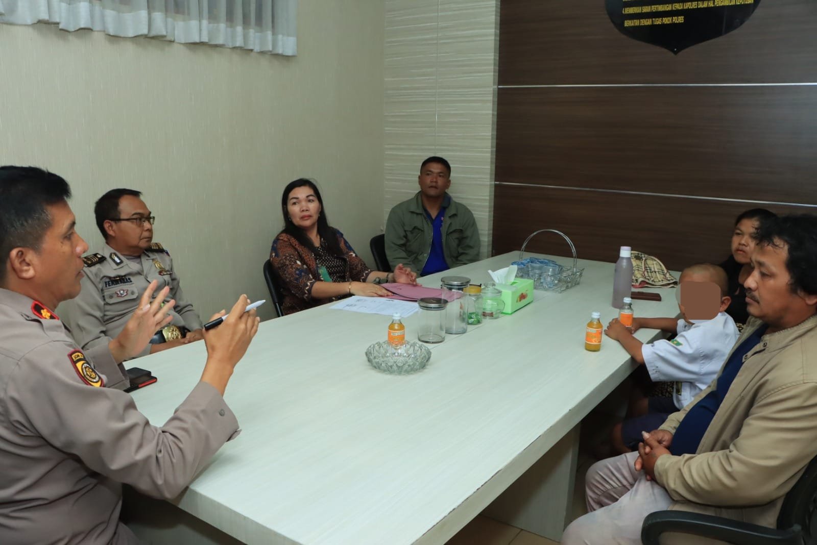 Polres Samosir Klarifikasi Terkait Tidak Wajarnya Pemotongan Rambut Pelajar Dilakukan Guru