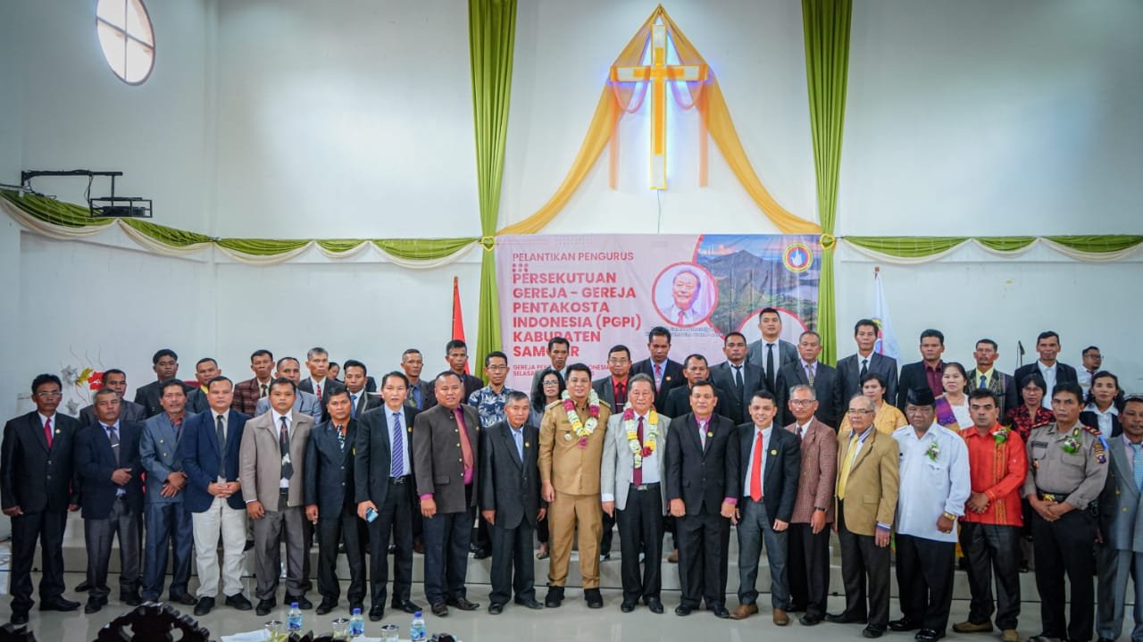 Bupati Samosir Hadiri Pelantikan Pengurus PGPI Periode 2023-2028