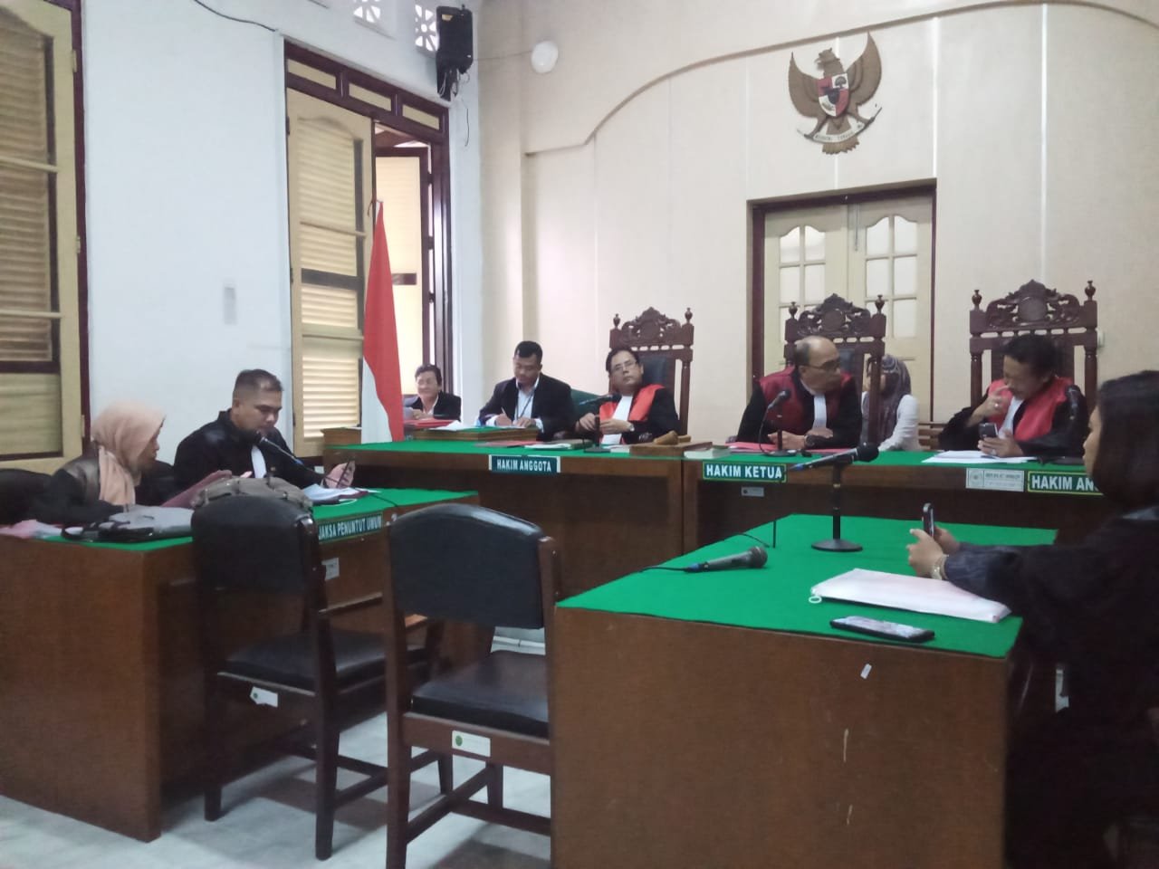 2 Terdakwa Perkara Perdagangan 1.2 Kg Sisik Trenggiling Dituntut 1.5 Tahun Bui