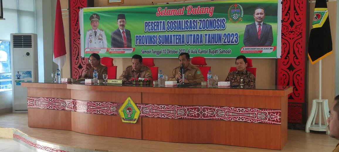 Pemprovsu Bersama Pemkab Samosir Gelar Sosialisasi Zoonosis untuk Penyakit Hewan Menular