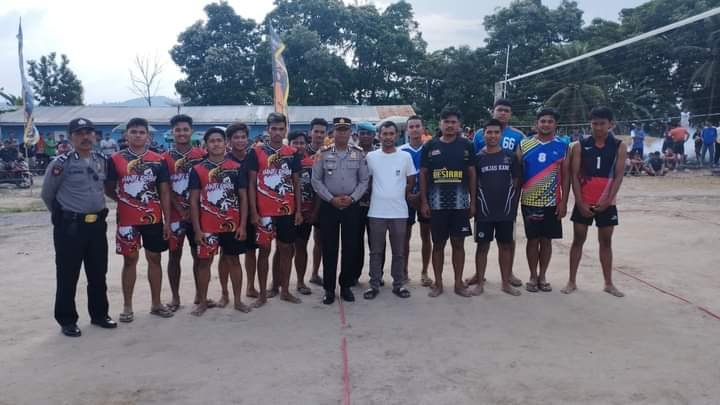Babak Final Turnamen Volly Kapolsek Cup, Polsek Tigabinanga Berikan Pengamanan Maksimal