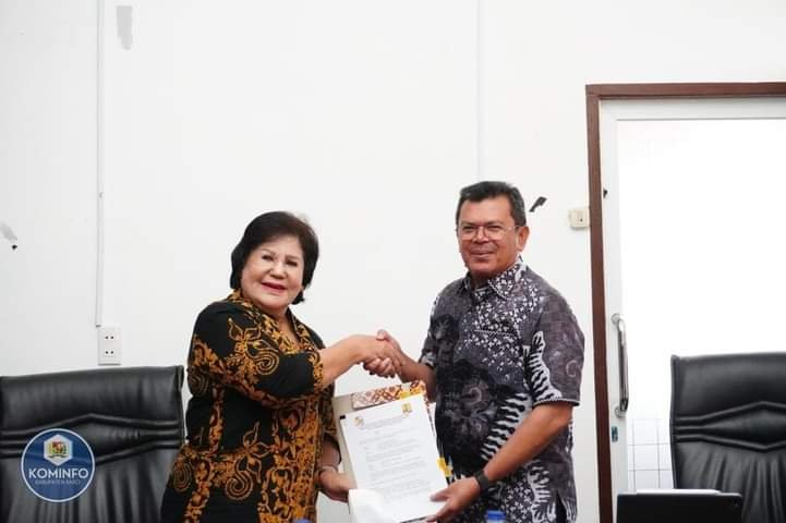 Bupati Karo Tandatangani Serah Terima Pembangunan Broncaptering dan Jaringan Perpipaan SPAM