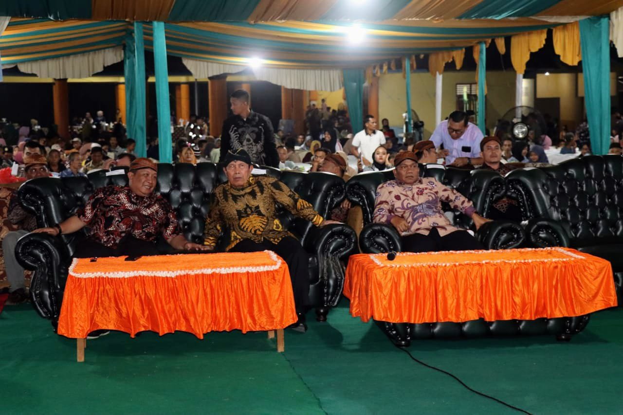 Kapolres Palas, Forkopimda dan Pujakesuma Hadiri Pagelaran Seni Wayang Kulit