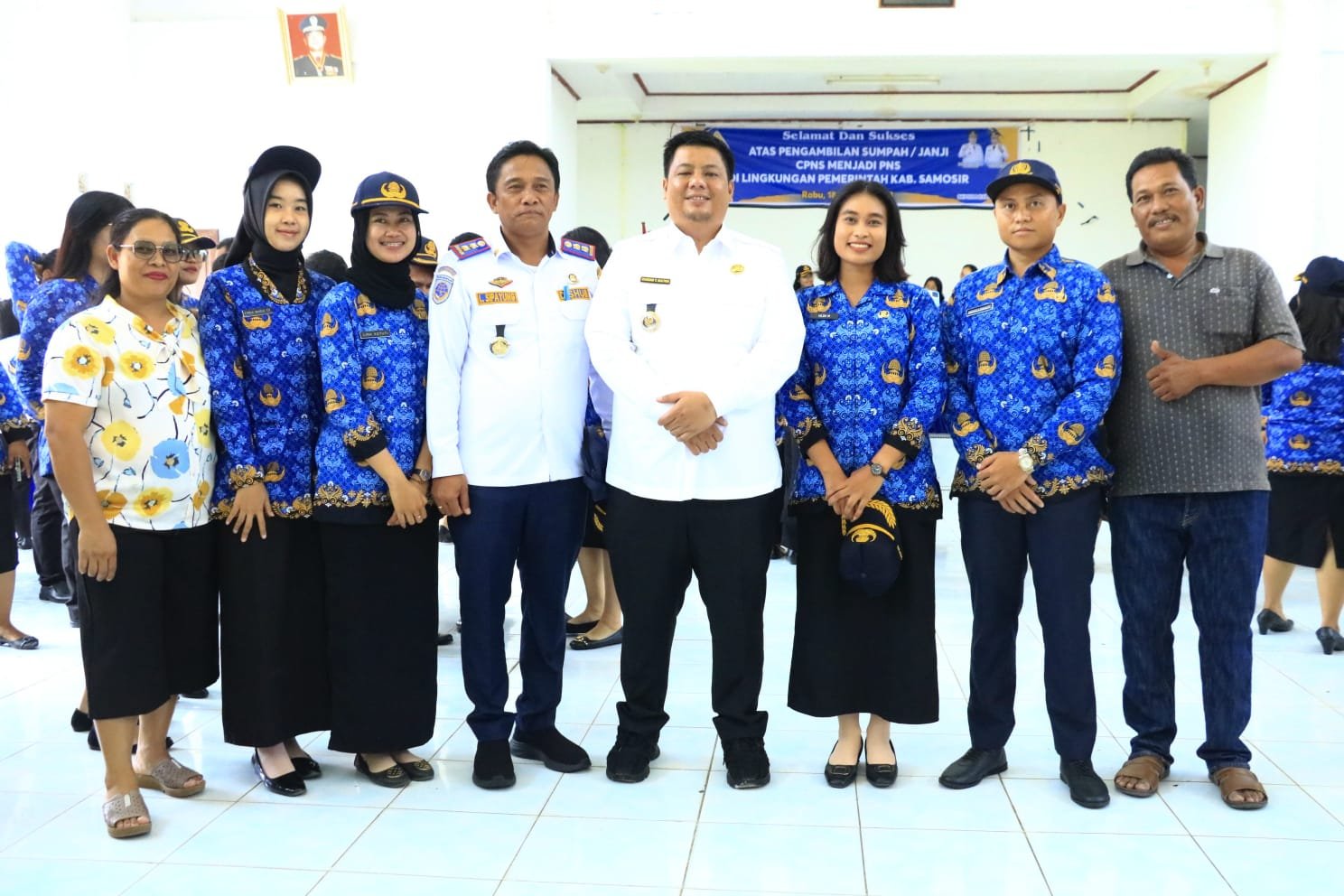 Lantik 225 CPNS Jadi PNS, Bupati Samosir: Bangun Bonapsogit yang Kita Cintai