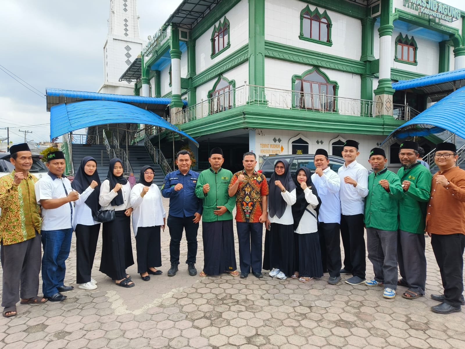 PCNU Karo Utus 24 Penerima Beasiswa Mahasiswa UNUSU