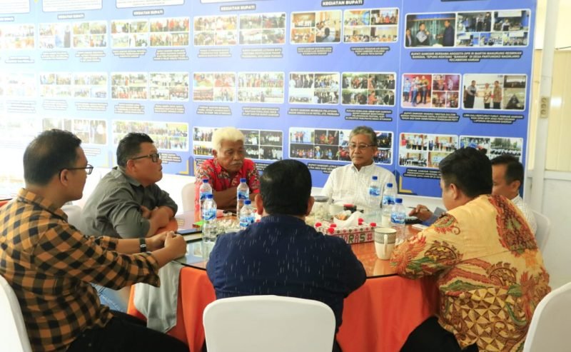 Bupati Samosir Dukung Pesta Bolon