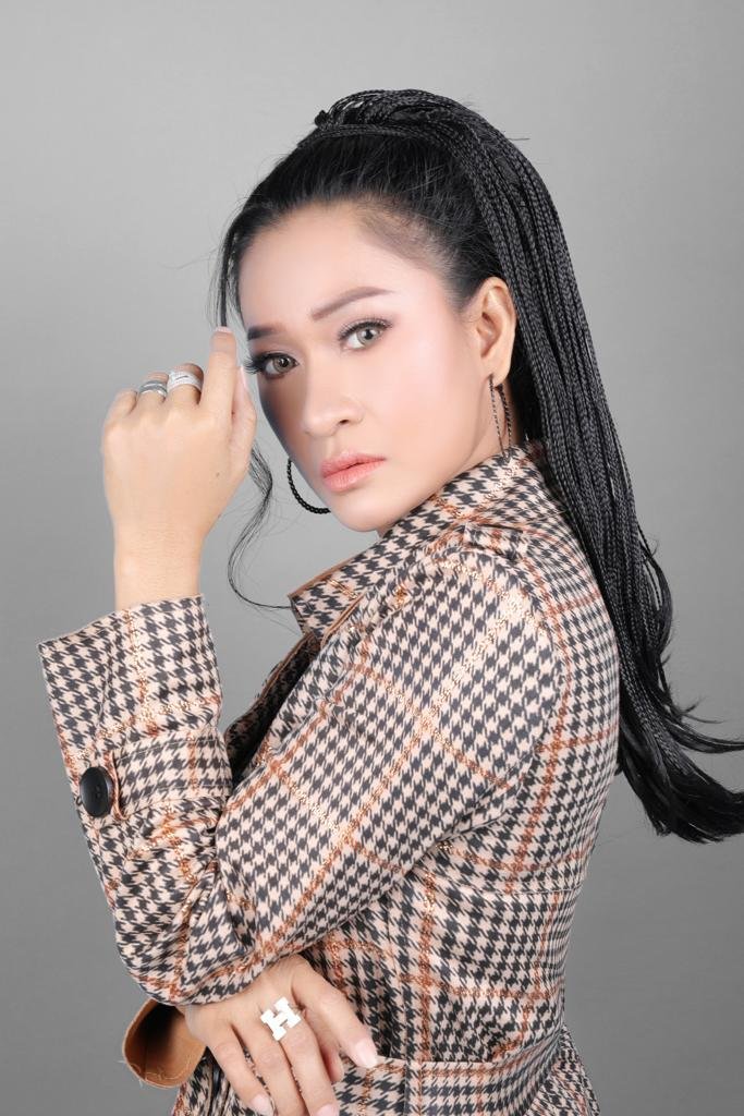 Terra Jannah Penyayi Asal Medan Pelantun Di Gantung Gantung, Masuk Dapur Rekaman di Jakarta