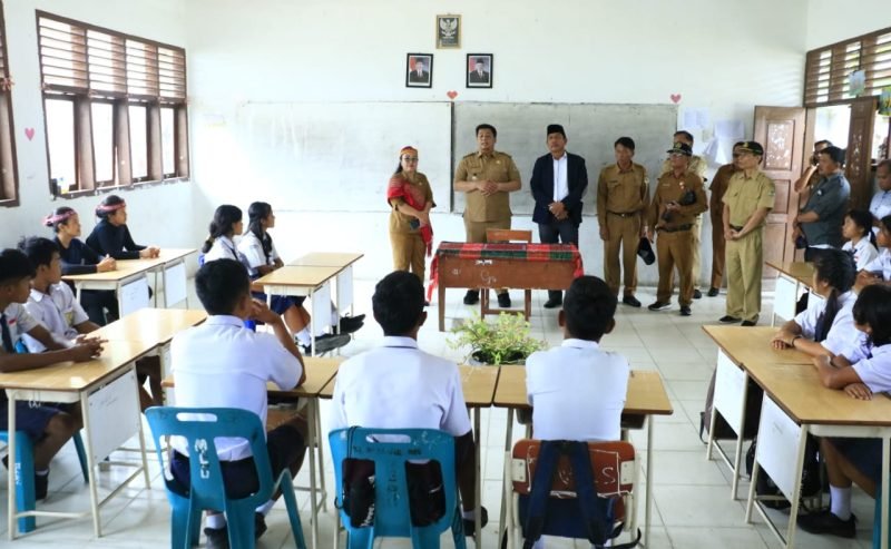 Bupati Samosir Layani Warga Turpuk Sihotang dan Janji Martahan