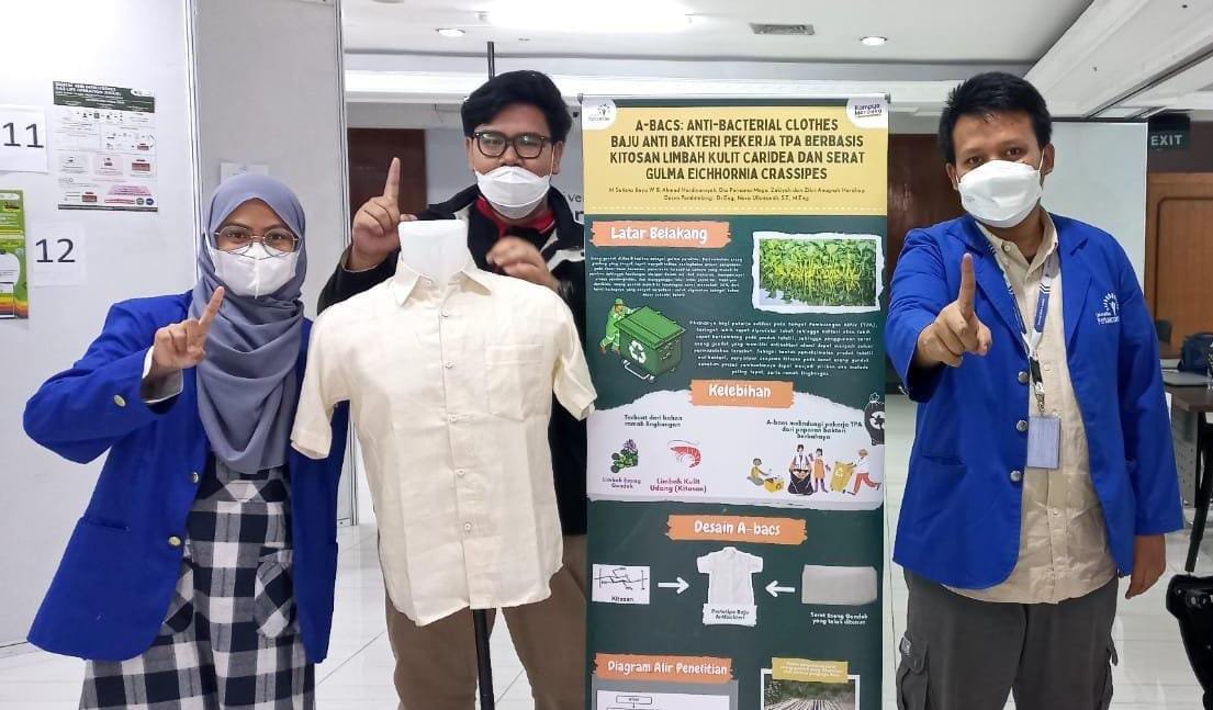 Mahasiswa UPER Terus Berinovasi Buat Seragam Petugas Oranye Anti Bakteri