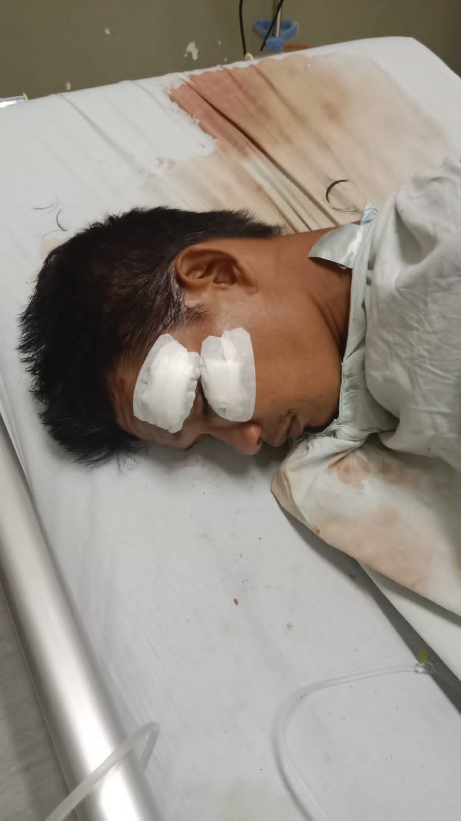 Diancam Tembak Karyawan Tempat Permainan Ketangkasan Dihantam Stik Biliar