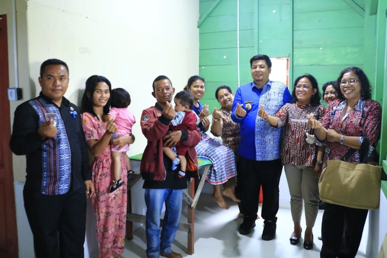 Bupati dan DPRD Samosir Ngantor di Desa Sitolu Huta