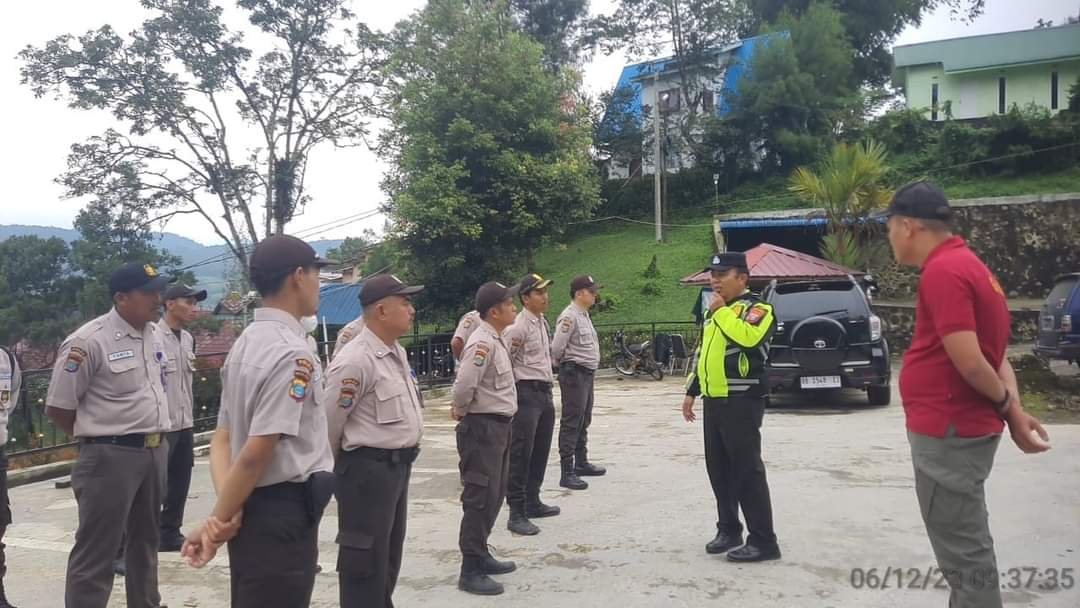 Sat Binmas Polres Tanah Karo Laksanakan Pembinaan Satpam di PLN UP 3 BB
