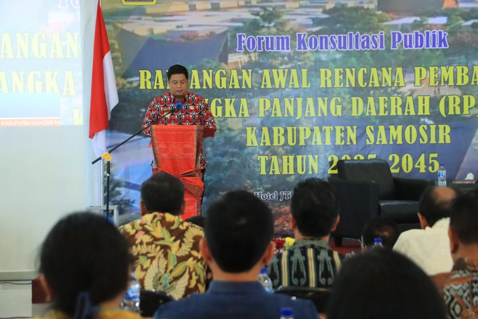Bupati Samosir Buka Forum Konsultasi Publik Ranwal RPJPD 2025-2045.
