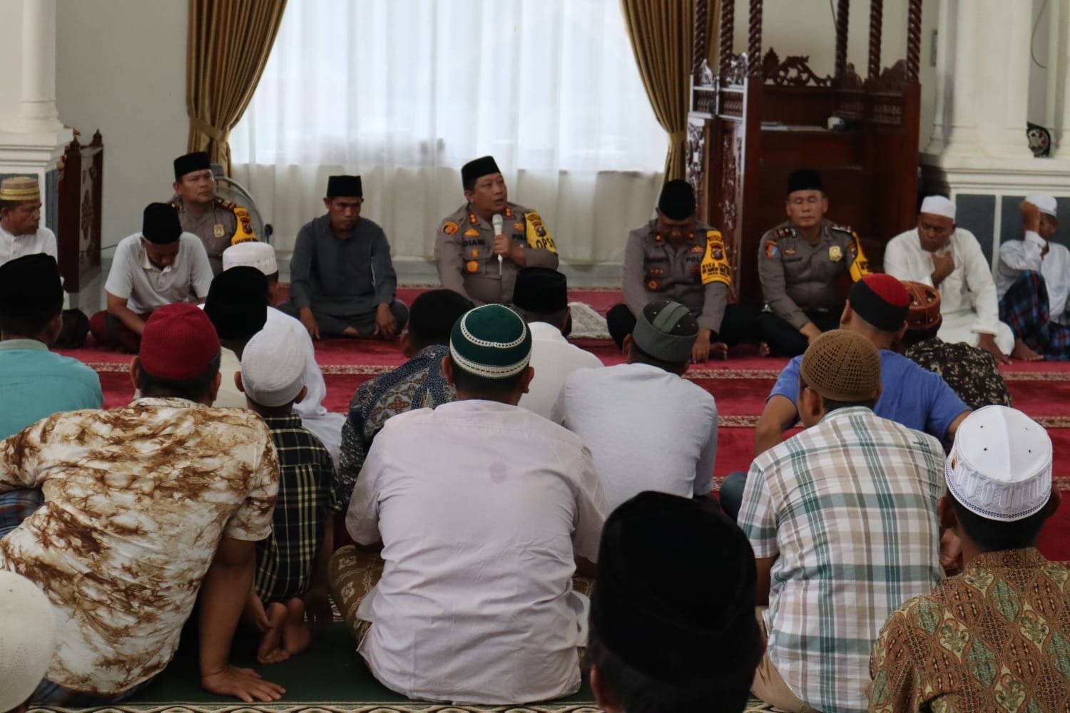 Gelar Jumat Curhat, Kapolres Palas Menerima Keluhan Masyarakat