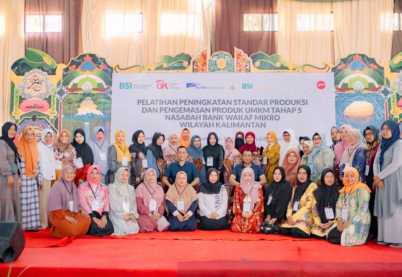 BSI Maslahat Laksanakan Pelatihan Untuk Pelaku UMKM LKMS Bank Wakaf Mikro di Kalsel