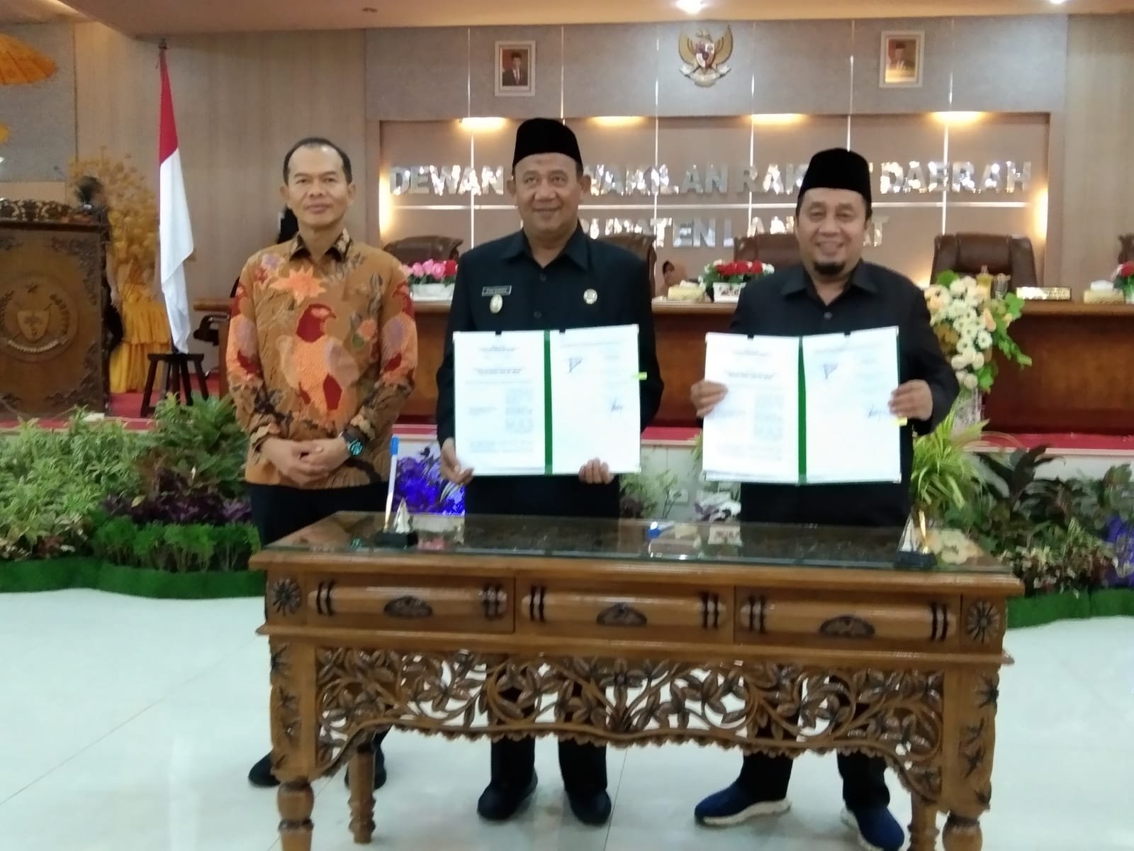 DPRD Langkat Sahkan 7 Ranperda Jadi Perda