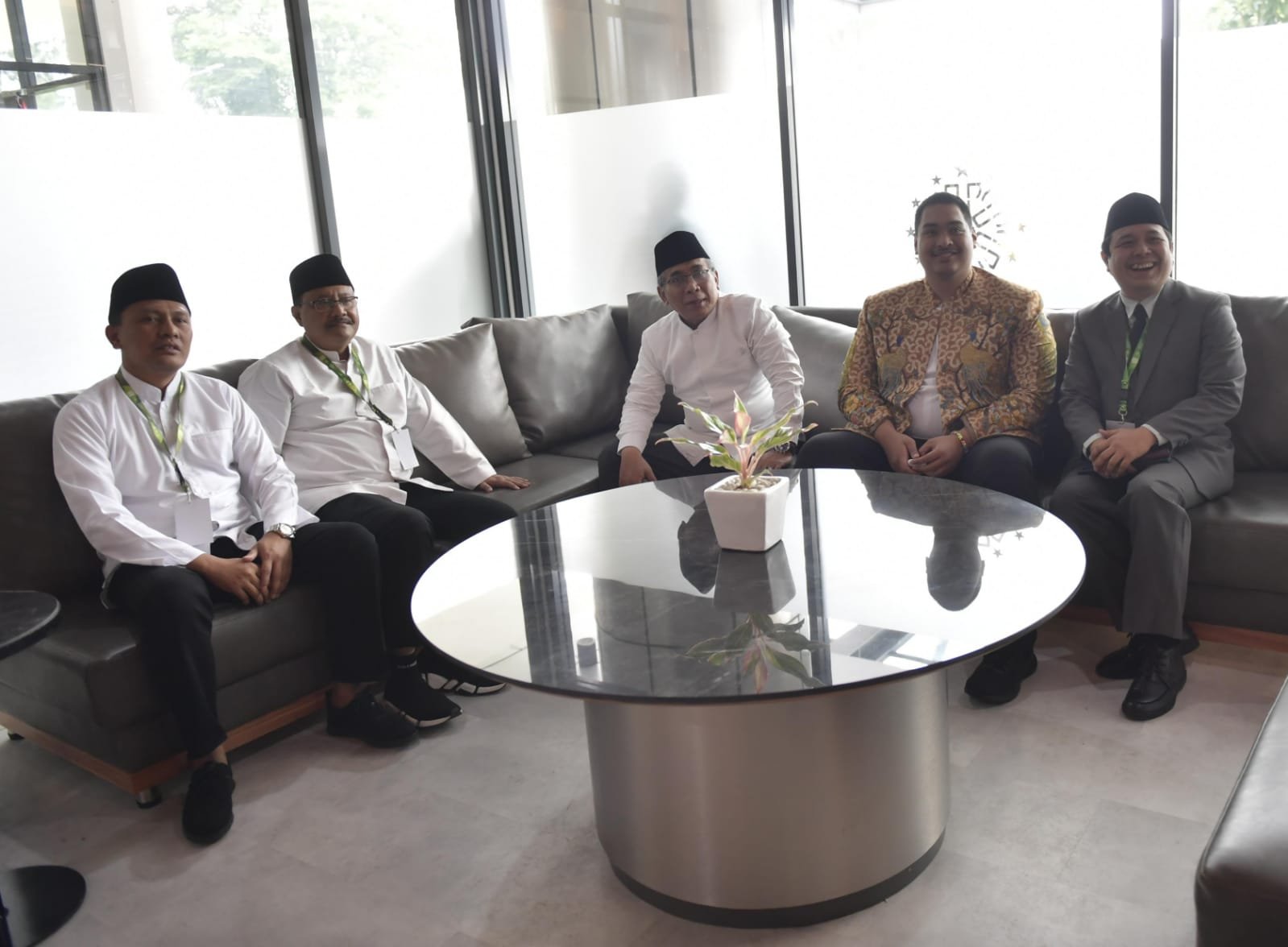 Presiden Jokowi Hadiri Puncak Resepsi Harlah NU ke-101 di Yogyakarta, Menpora Dito Ikut Dampingi