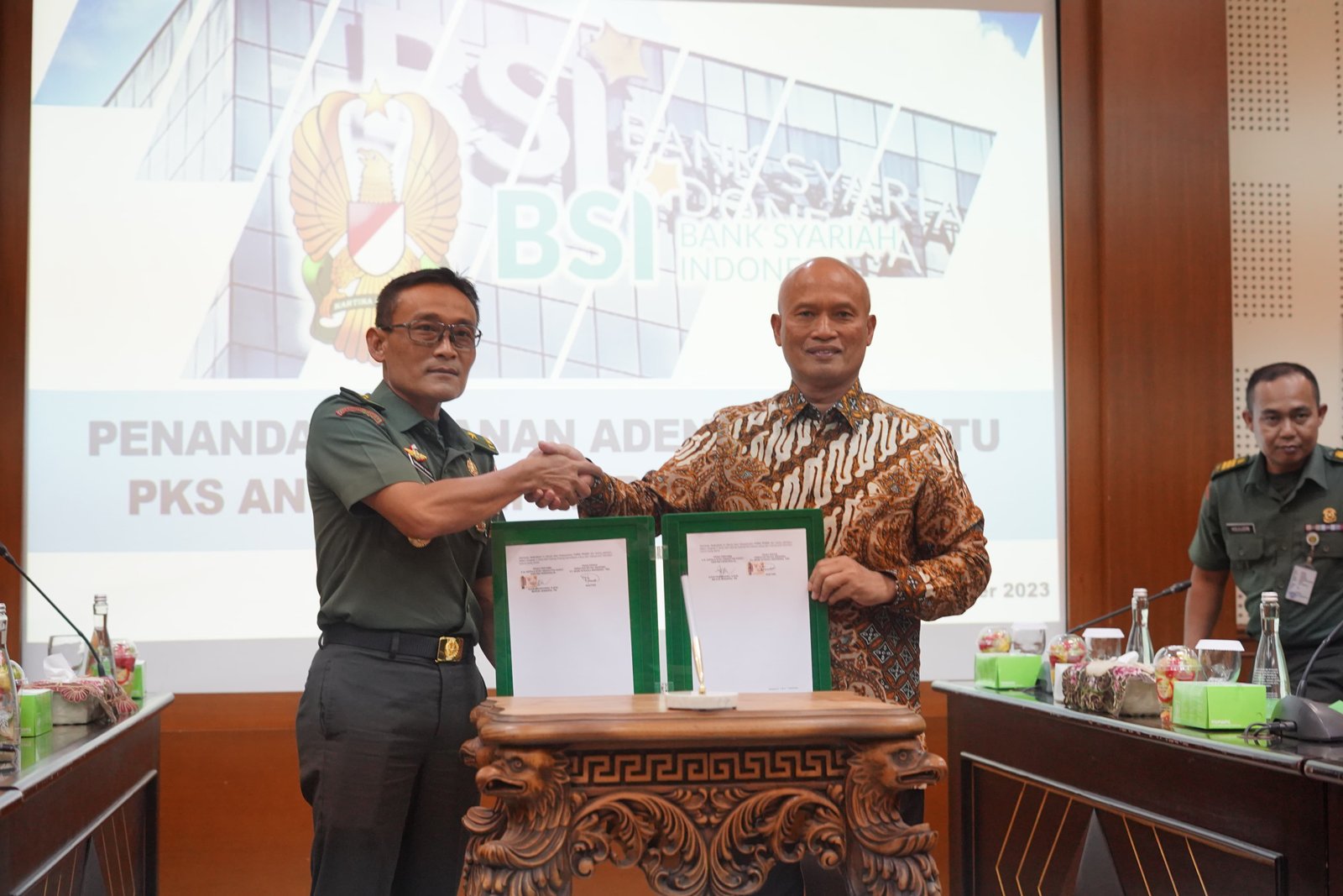 Perluas Inklusi dan Literasi Perbankan Syariah, BSI Gandeng TNI AD