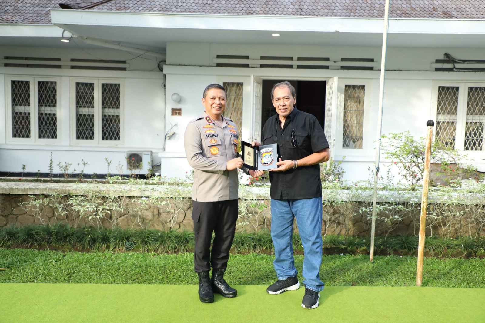 Di Rumah Dinas Hoegeng Iman Santoso Kapolda Sumut Ajak Anggota Jujur dan Sederhana